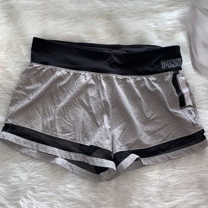 PINK Ultimate shorts women